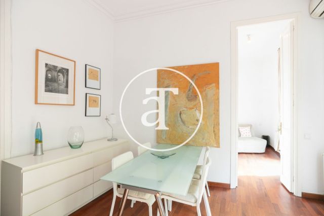 Bright, furnished apartment steps away from EADA Business School 5
