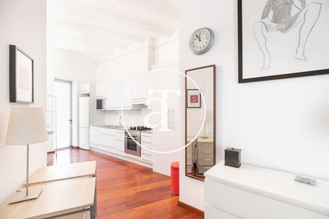 Bright, furnished apartment steps away from EADA Business School 3