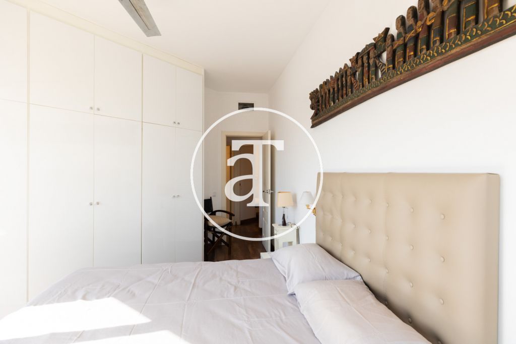 Piso de alquiler temporal de 3 habitaciones, terraza y 2 baños en L'Eixample 20