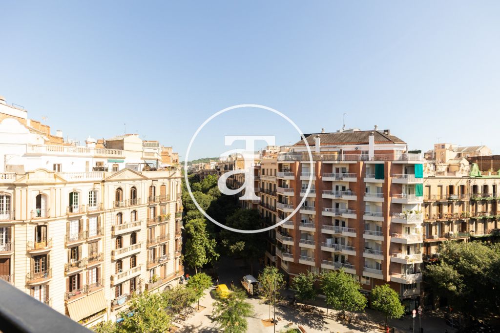 Piso de alquiler temporal de 3 habitaciones, terraza y 2 baños en L'Eixample 4