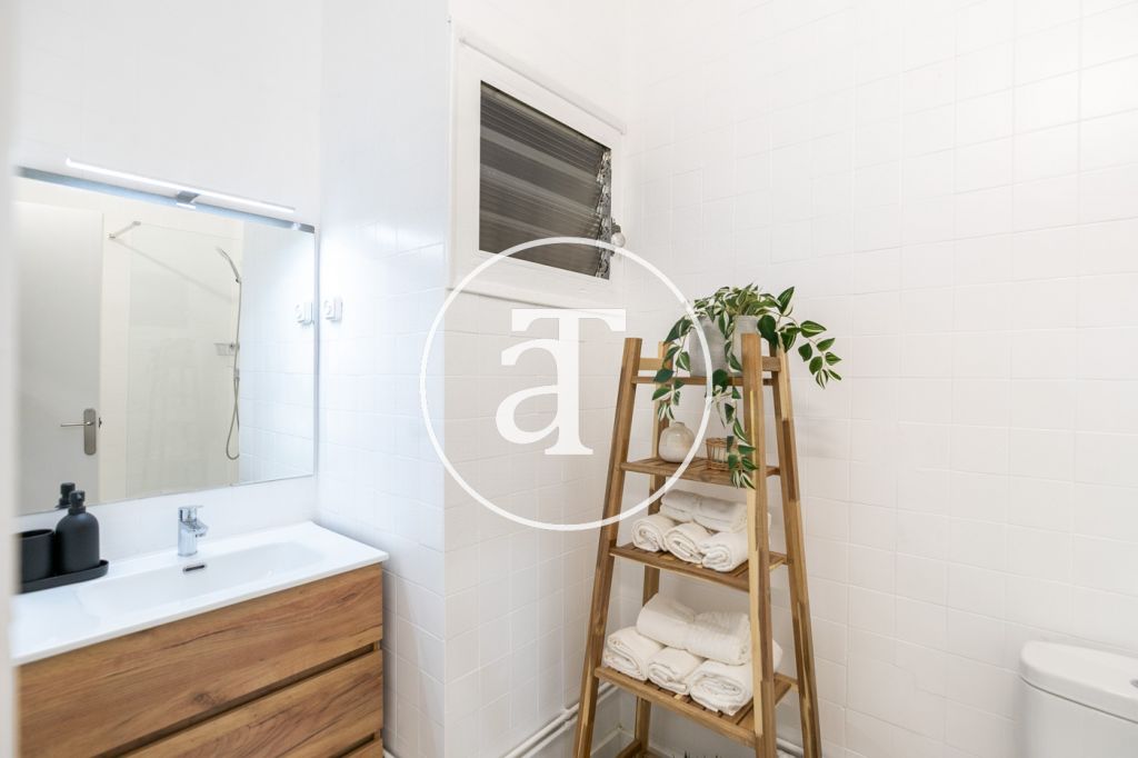 Piso de alquiler temporal de 1 habitación y 1 baño en el Eixample 19