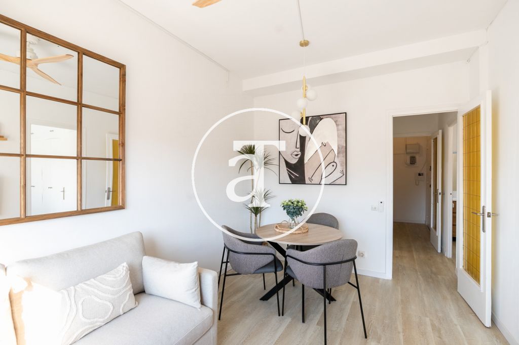 Piso de alquiler temporal de 1 habitación y 1 baño en el Eixample 4