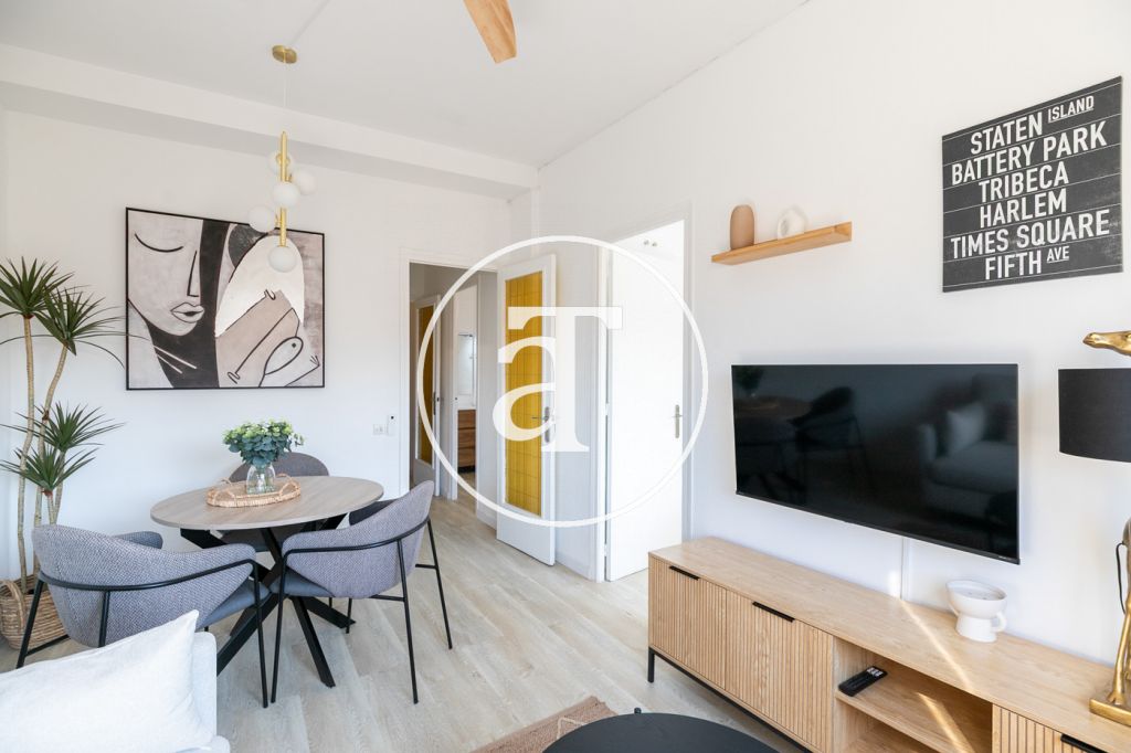 Piso de alquiler temporal de 1 habitación y 1 baño en el Eixample 2