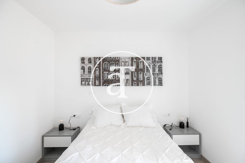 Monthly rental apartment with 3 bedrooms in Hospitalet 20