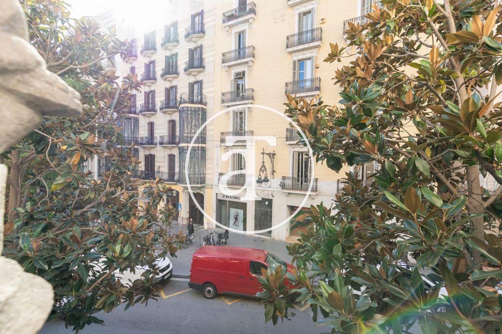Duplex de 1 chambre à louer temporairement à Gran de Gracia 40