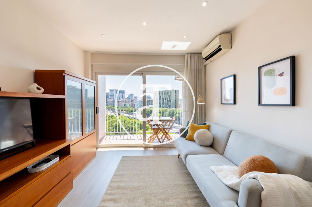 Monthly rental apartment with 2 bedrooms, 1 bathroom, study and terrace with views next to the Gran Via 2 shopping center 9