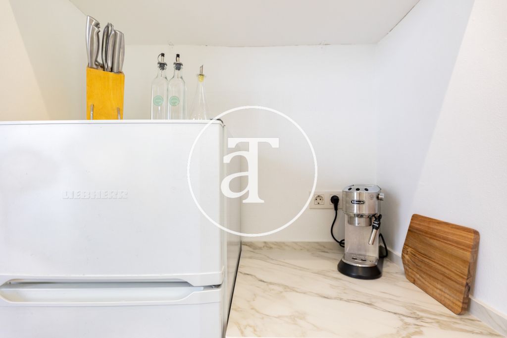 Monthly rental Penthouse loft with 1 bathroom and large private terrace in Sarrià - Sant Gervasi 15