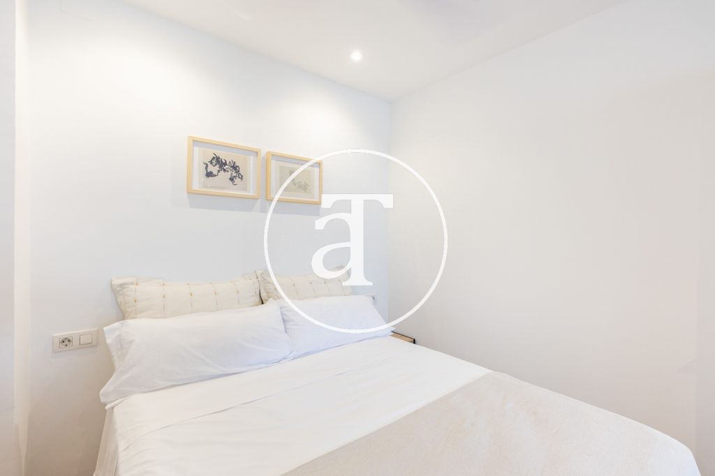 Monthly rental Penthouse loft with 1 bathroom and large private terrace in Sarrià - Sant Gervasi 19