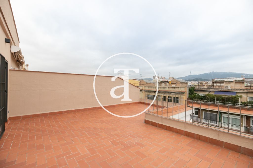 Appartement en location temporaire avec 3 chambres doubles dans l'Eixample 28