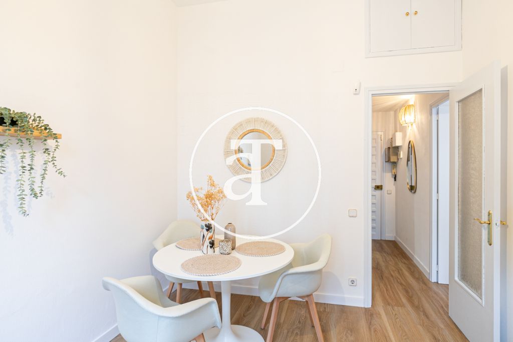 Monthly rental apartment with 1 double bedroom and terrace in Eixample 7