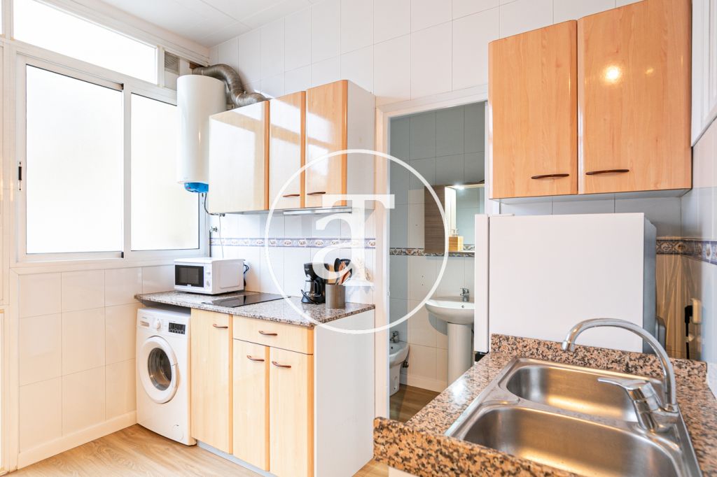 Monthly rental apartment with1 double bedroom in Carrer d'Aragó 12