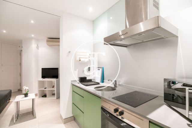 Appartement 1 chambre à louer pour une courte durée, à deux pas de la station de métro Urquinaona 8