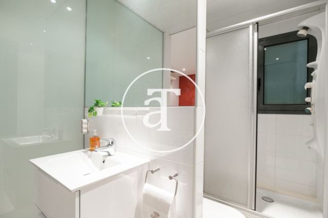 Appartement 1 chambre à louer pour une courte durée, à deux pas de la station de métro Urquinaona 23