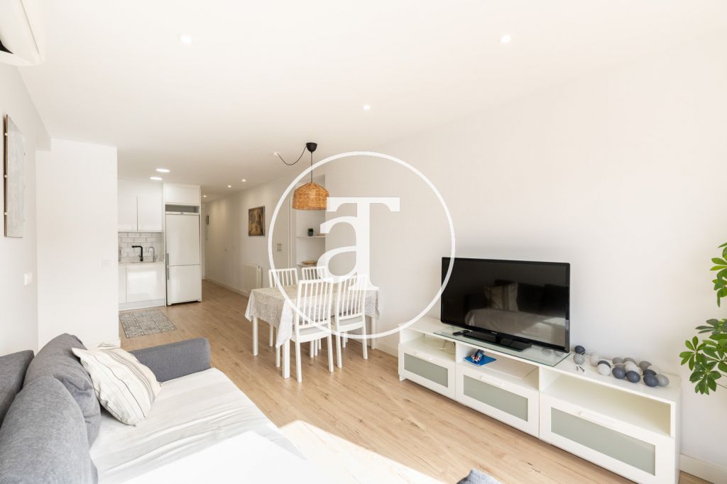 Appartement en location temporaire avec 2 chambres, bureau, 1 salle de bain et balcon à Sant Andreu 5
