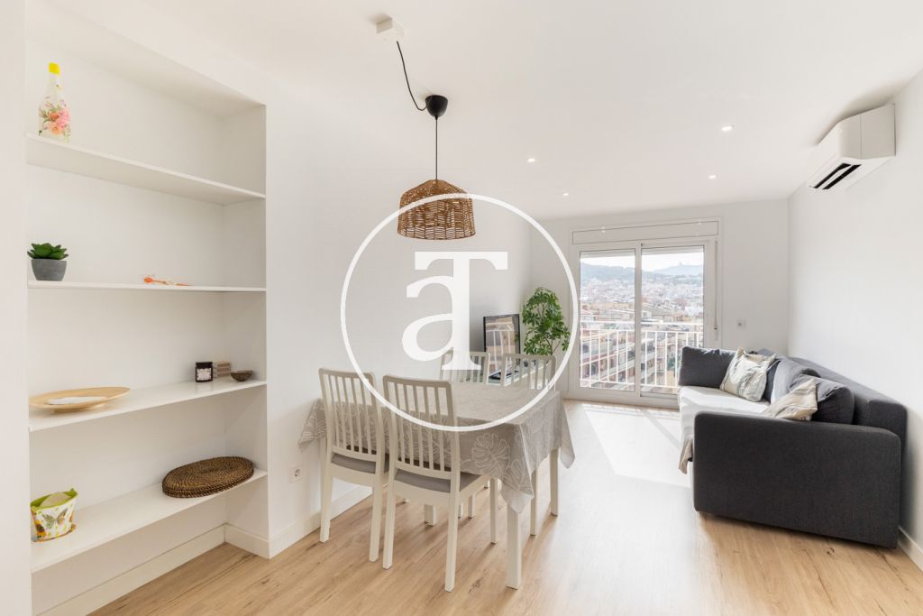 Appartement en location temporaire avec 2 chambres, bureau, 1 salle de bain et balcon à Sant Andreu 8