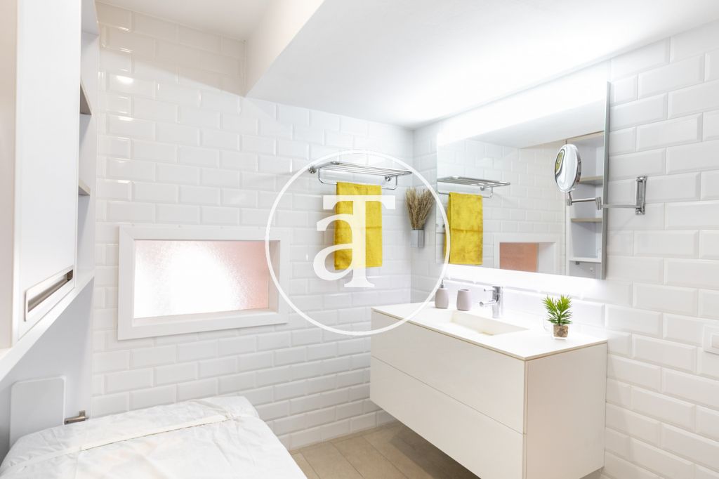 Dúplex de alquiler temporal de 1 habitación en Gran de Gracia 33