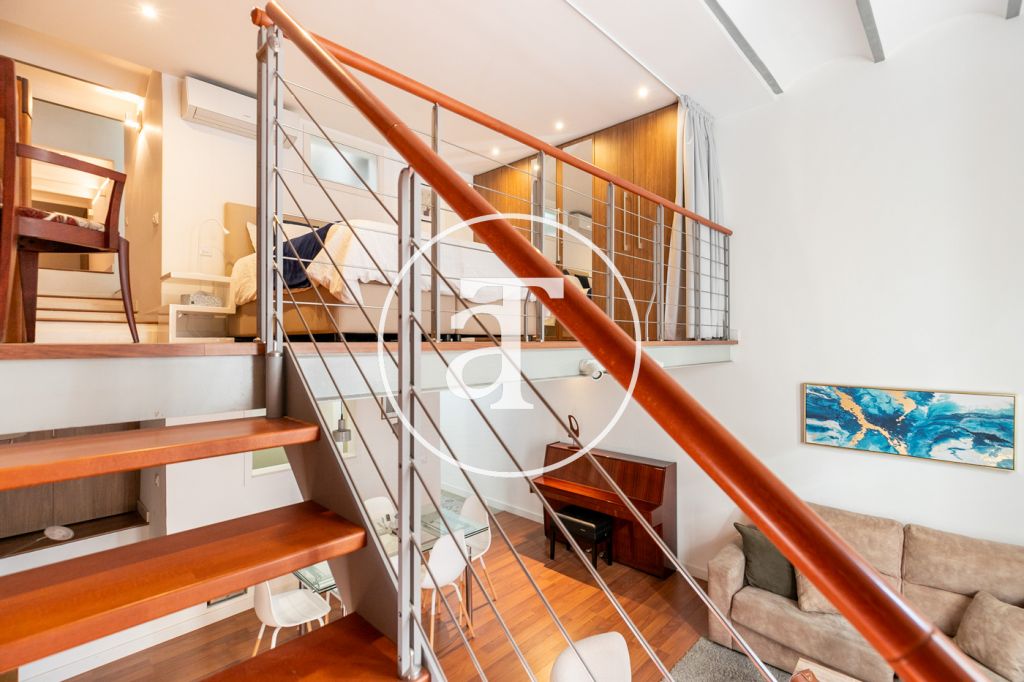 Dúplex de alquiler temporal de 1 habitación en Gran de Gracia 39