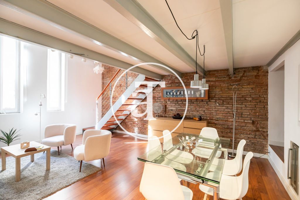 Dúplex de alquiler temporal de 1 habitación en Gran de Gracia
