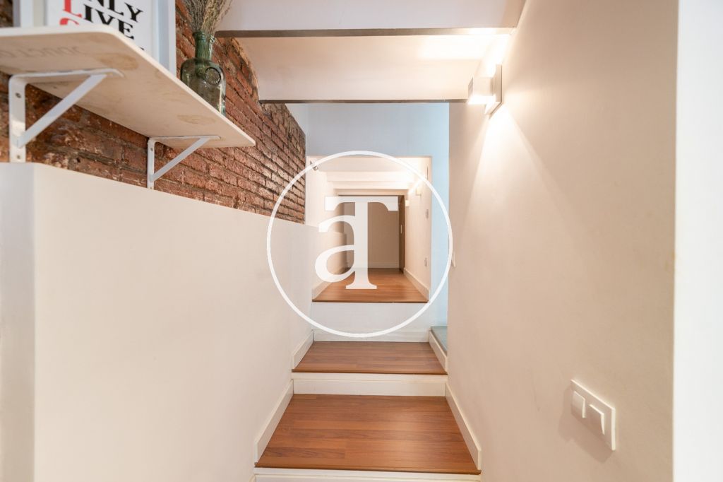 Dúplex de alquiler temporal de 1 habitación en Gran de Gracia 30