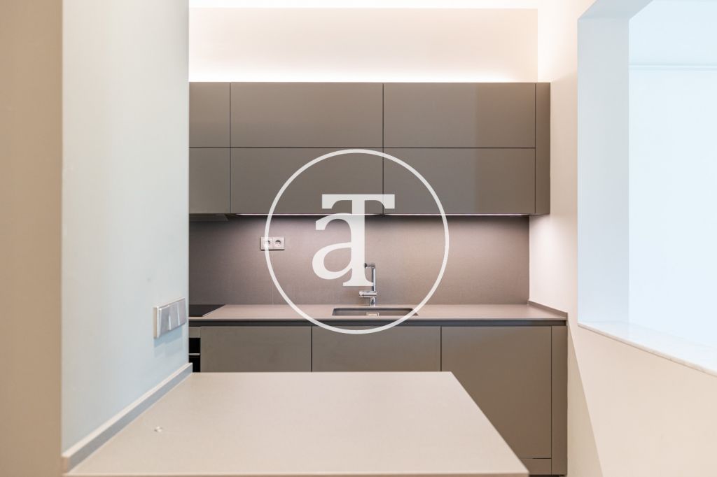 Appartement à louer avec 2 chambres, 2 salles de bains et balcon à Sarriá - Sant Gervasi 11