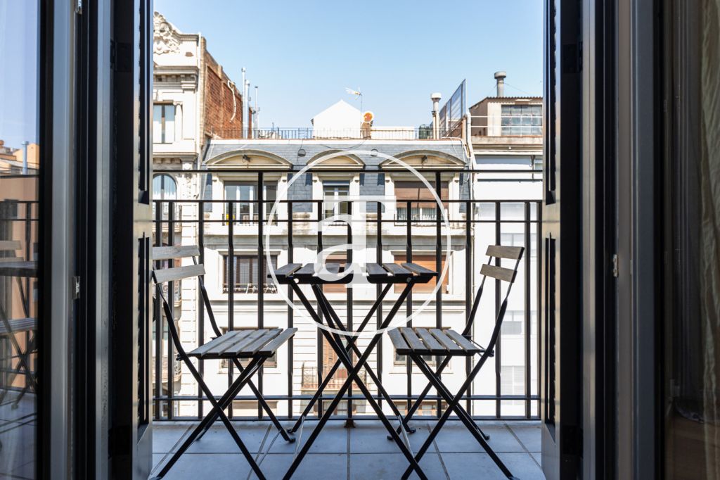 Appartement à louer avec 2 chambres, 2 salles de bains et balcon à Sarriá - Sant Gervasi 2