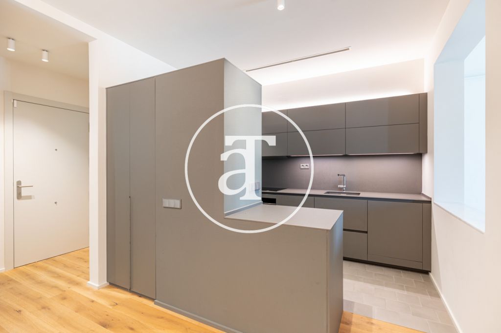 Appartement à louer avec 2 chambres, 2 salles de bains et balcon à Sarriá - Sant Gervasi 10