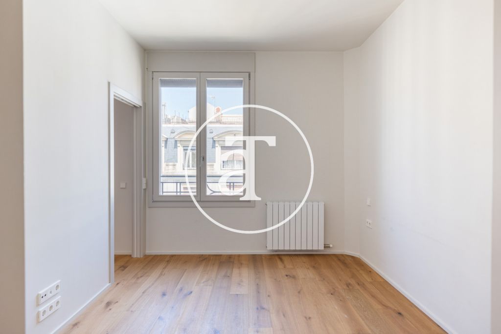 Appartement à louer avec 2 chambres, 2 salles de bains et balcon à Sarriá - Sant Gervasi 14