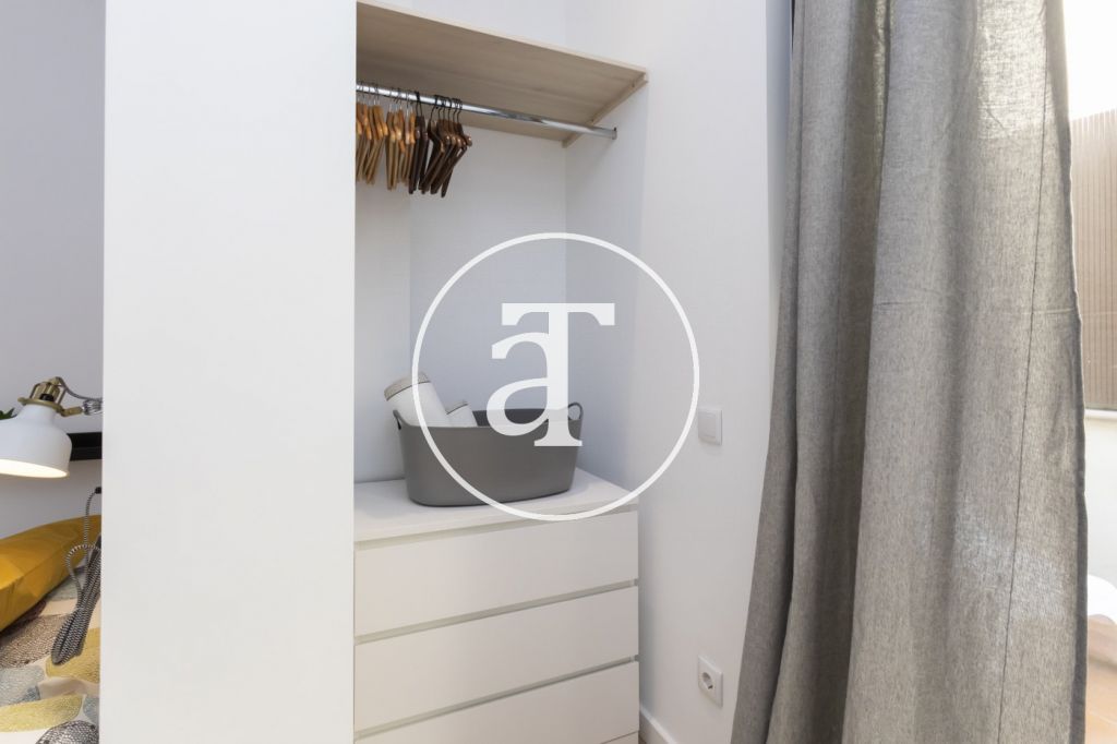 Temporary rental apartment with 2 bedrooms and terrace in Hospitalet de Llobregat 26