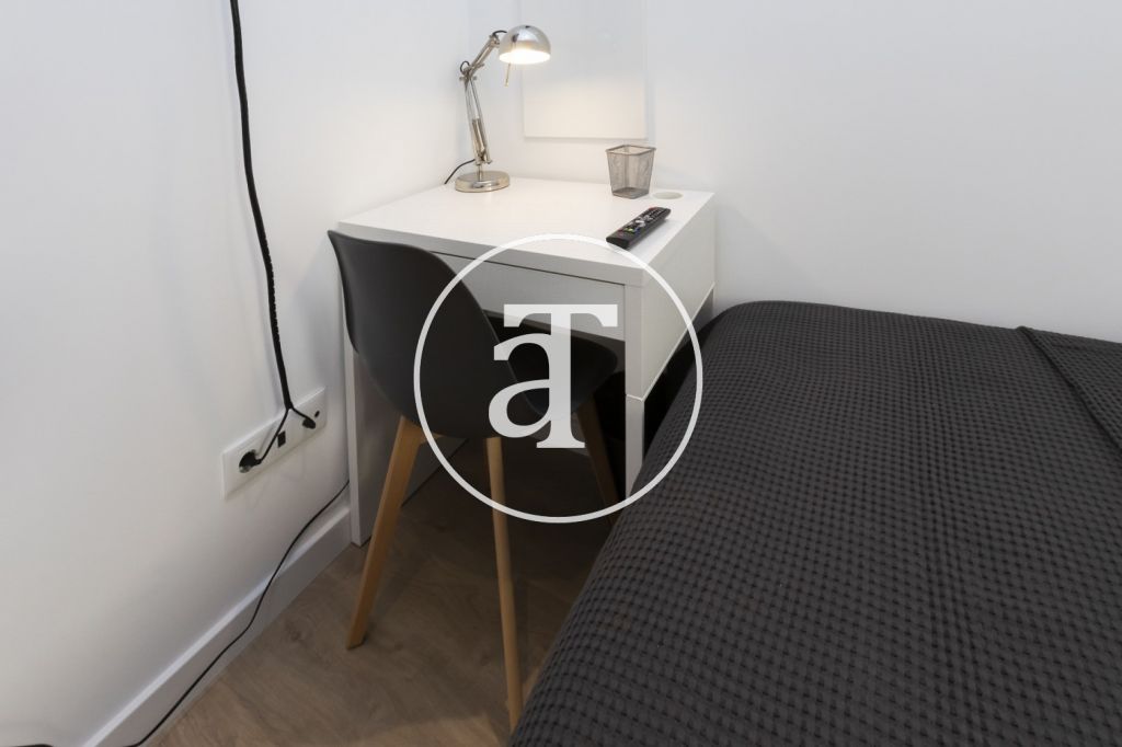 Temporary rental apartment with 2 bedrooms and terrace in Hospitalet de Llobregat 27