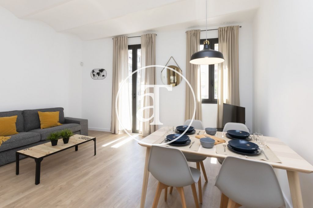 Temporary rental apartment with 2 bedrooms and terrace in Hospitalet de Llobregat 2