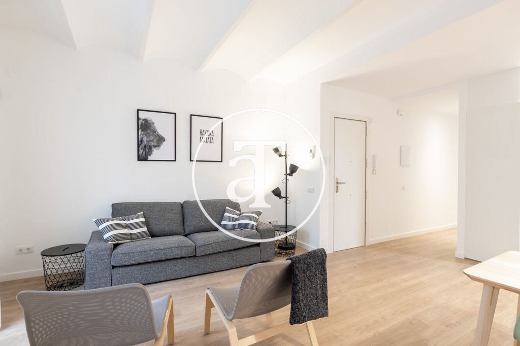 2-bedroom apartment for short-term rental, well connected to Barcelona 3