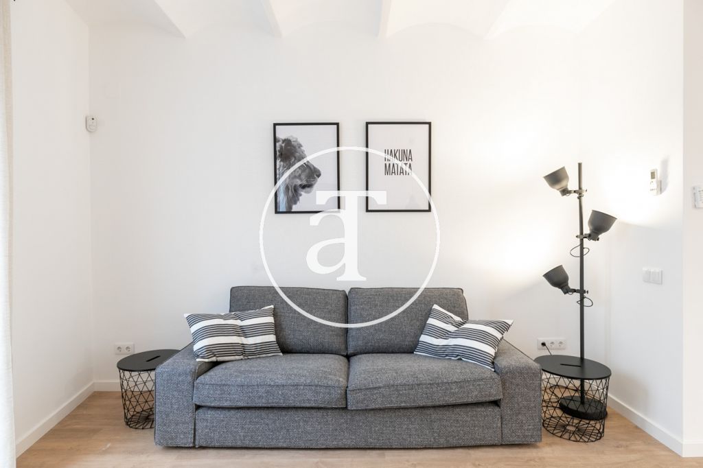 2-bedroom apartment for short-term rental, well connected to Barcelona 5