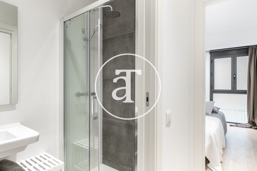 2-bedroom apartment for short-term rental in L'Hospitalet de Llobregat 26