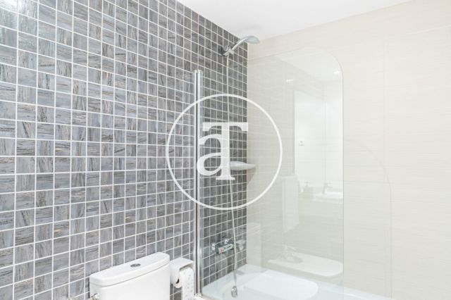Location temporaire d'un appartement meublé avec terrasse à Barcelone 18