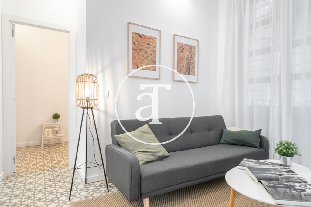 Modern apartment for rent in the Born district of Barcelona 2