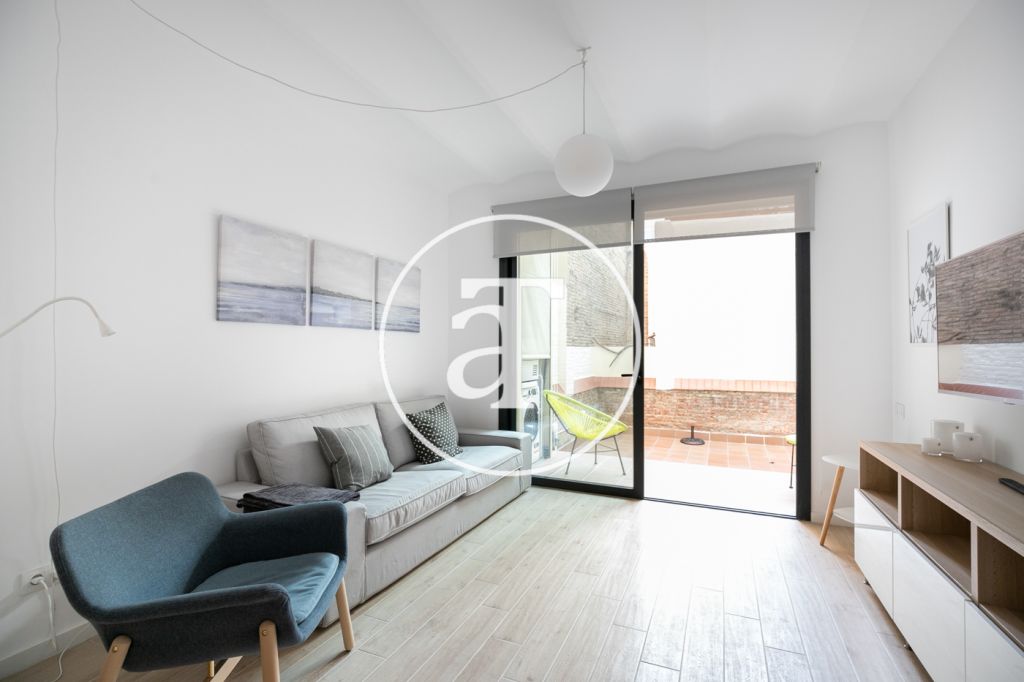 Beautiful apartment for rent with private courtyard in Gracia 2