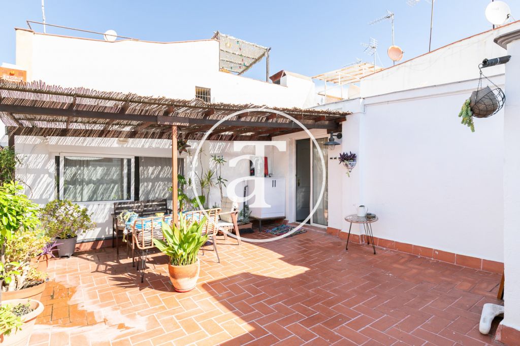 Appartement temporaire à louer avec 1 chambre, 1 salle de bain et terrasse à El Born 30