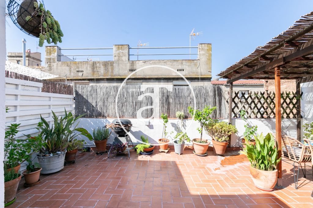 Appartement temporaire à louer avec 1 chambre, 1 salle de bain et terrasse à El Born 21