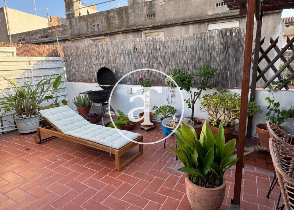 Appartement temporaire à louer avec 1 chambre, 1 salle de bain et terrasse à El Born 32