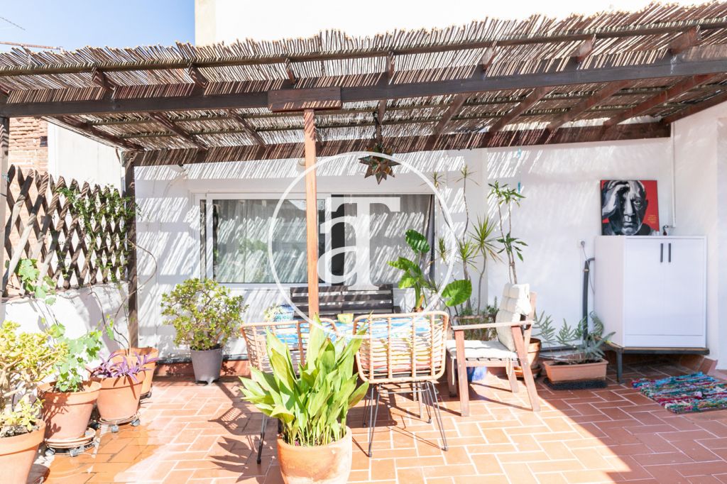 Appartement temporaire à louer avec 1 chambre, 1 salle de bain et terrasse à El Born 22