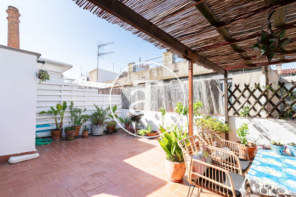Appartement temporaire à louer avec 1 chambre, 1 salle de bain et terrasse à El Born 26