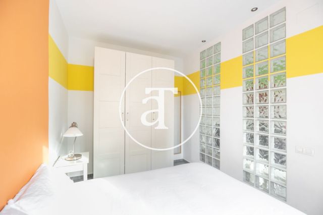 Piso de alquiler temporal de una habitación en Ciutat Vella 18