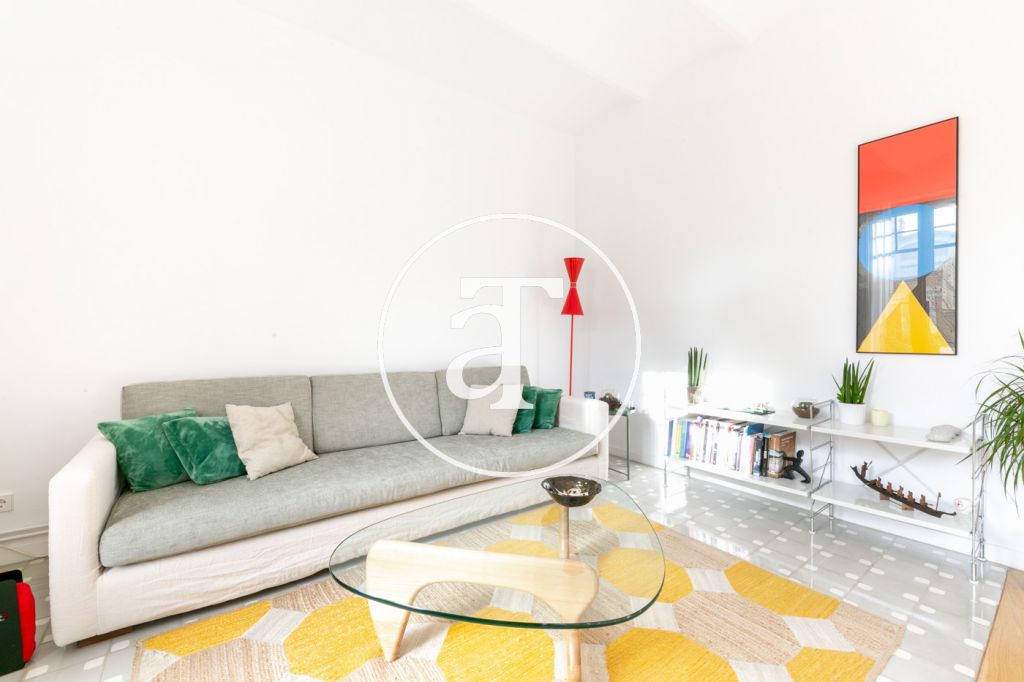Spectacular apartment with 2 double bedrooms in Eixample 2