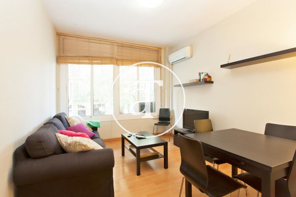 Monthly rental apartment with 2 bedrooms near Joan Miró Park 2