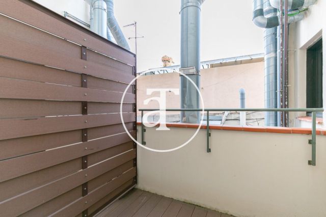1 chambre à coucher en location temporaire à Enrique Granados 16