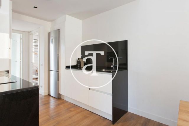 Piso de alquiler temporal de 2 habitaciones en Gracia 8