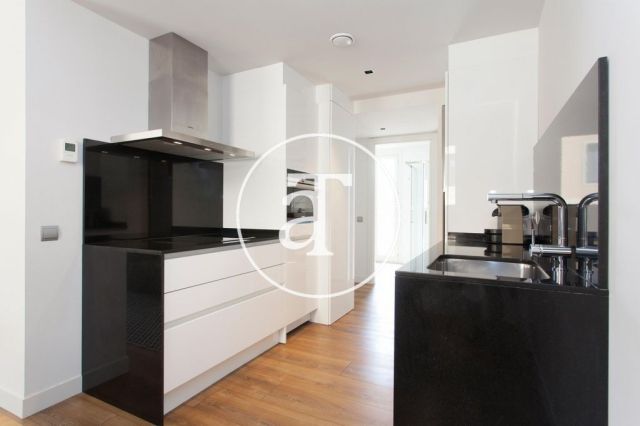 Piso de alquiler temporal de 2 habitaciones en Gracia 7