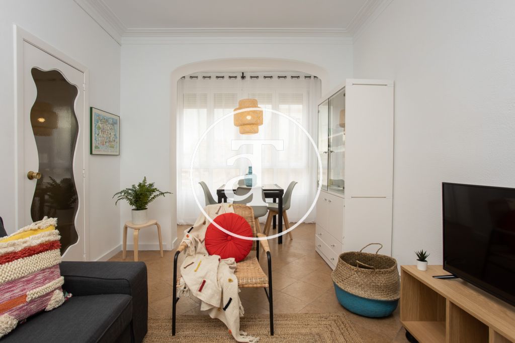 Monthly rental penthouse near Fontana metro in Barcelona 2