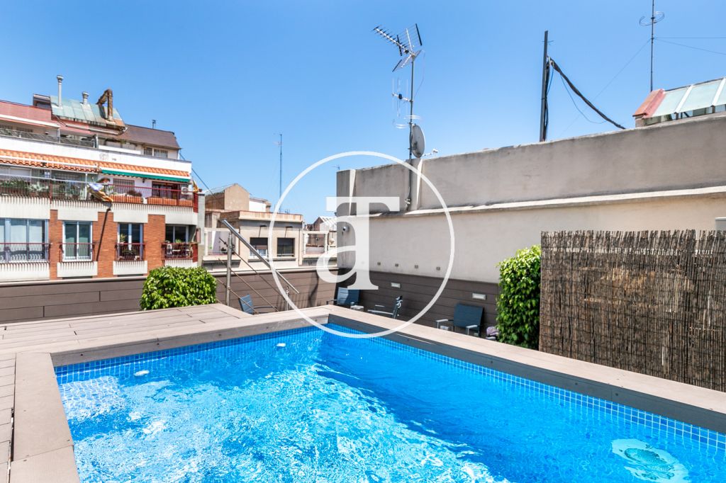 Moderno y luminoso piso amueblado en Eixample con terraza y piscina 35