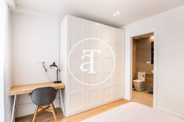 Apartamento de alquiler temporal de 2 habitaciones en Barcelona 16